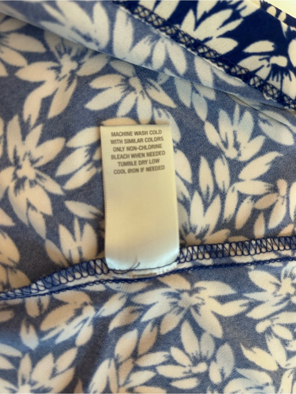 Dressbarn Sleeveless Navy Blue & White Leaf Print Dress Size 12 - Picture 9 of 11
